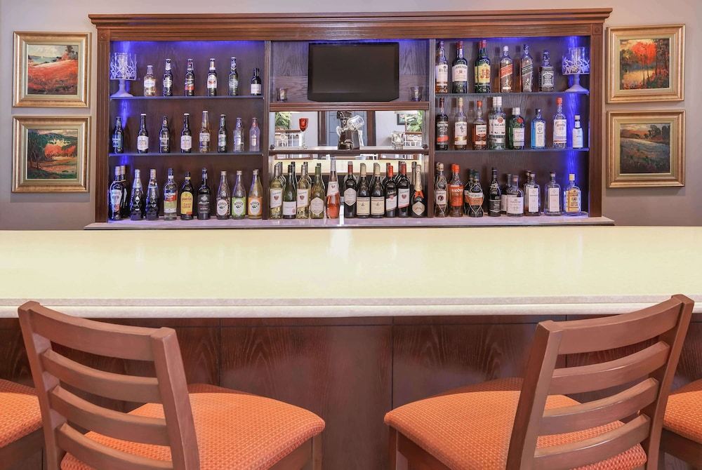 undefined StayEasy Century City 6