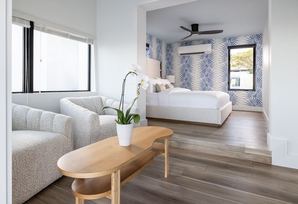 Pines & Palms Resort Oceanfront One Bedroom King Cottage 2