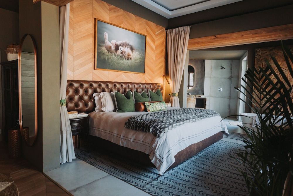 Lush Private Game Lodge Superior Suite with Private Plunge Pool 3