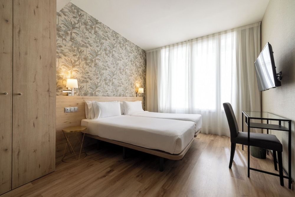 undefined Hotel Avenida Gran Via