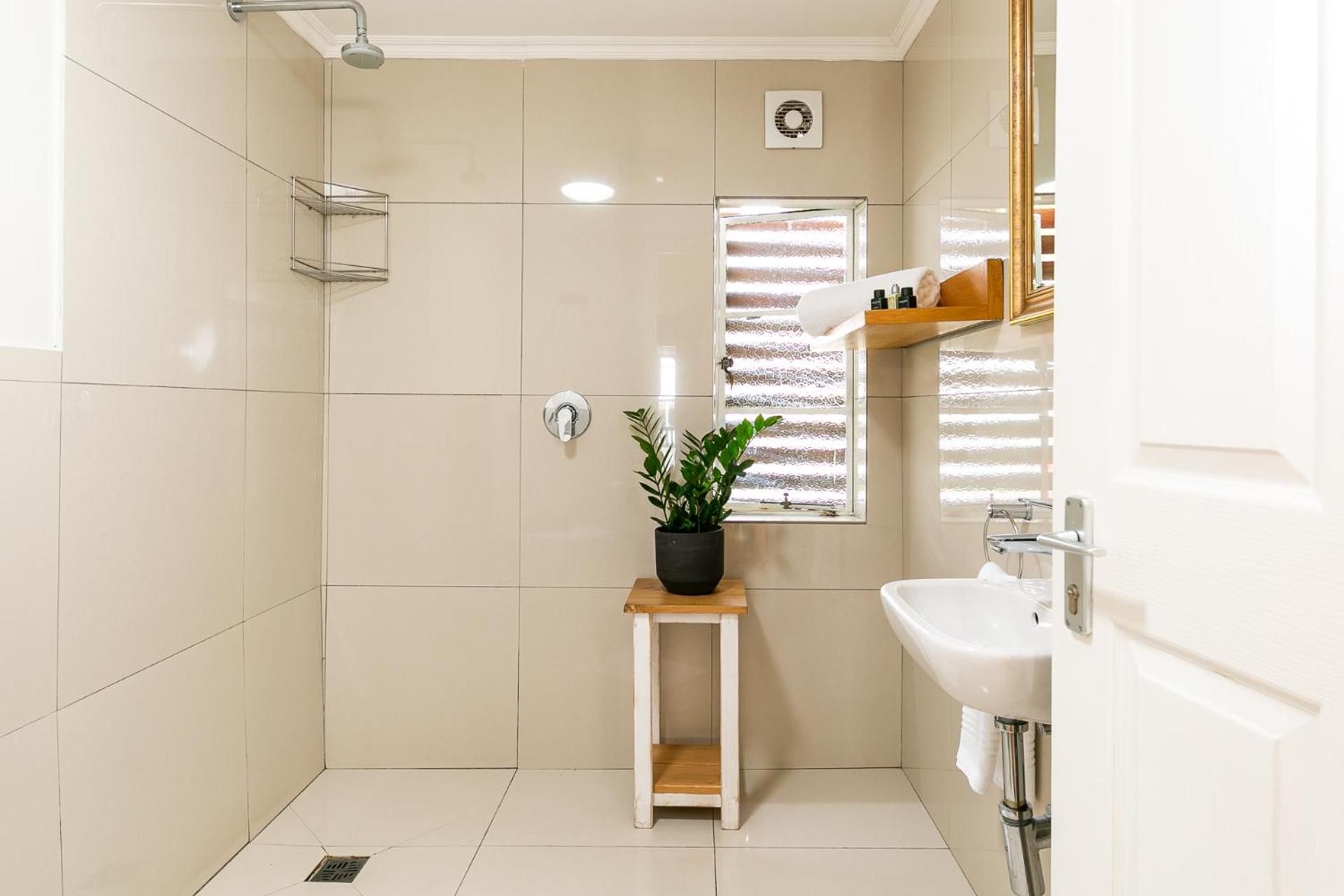 Stone Cottages Camps Bay Two Bedroom Cottage 2