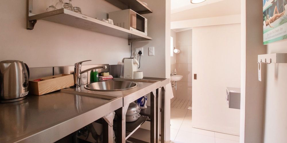 Stone Cottages Camps Bay Studio 11