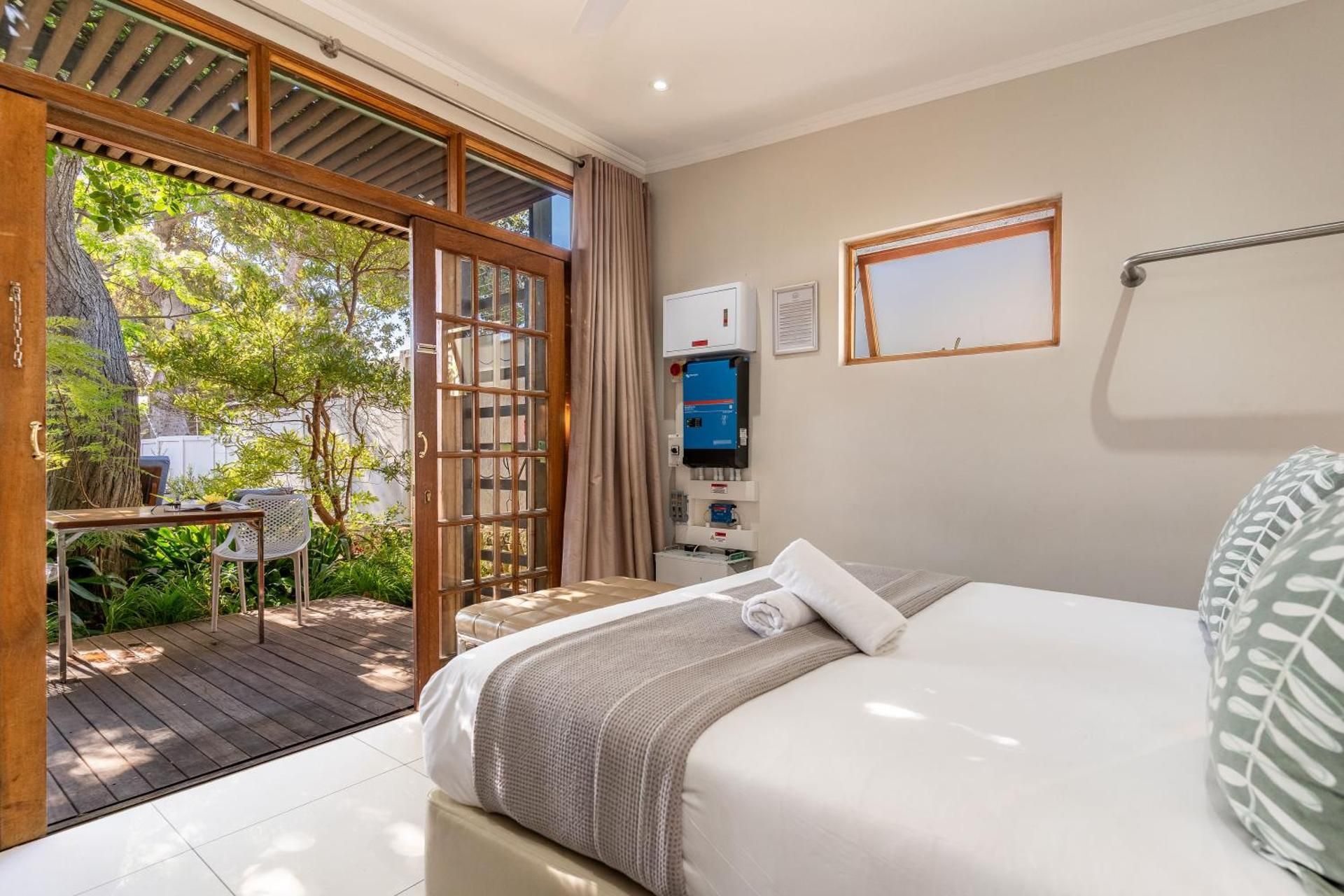 Stone Cottages Camps Bay Studio 4