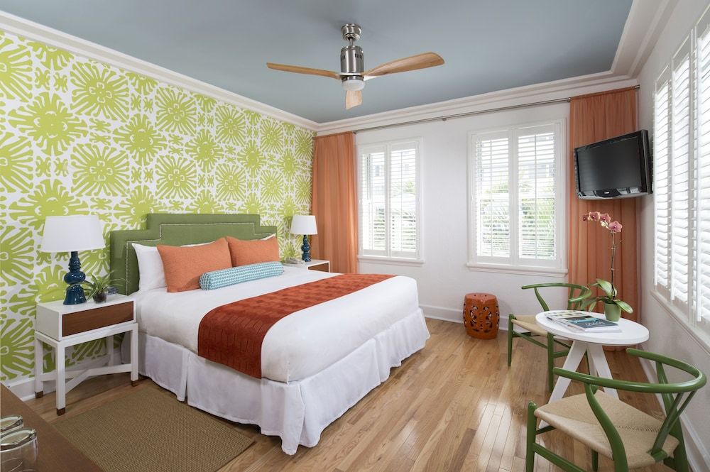 undefined Circa 39 5