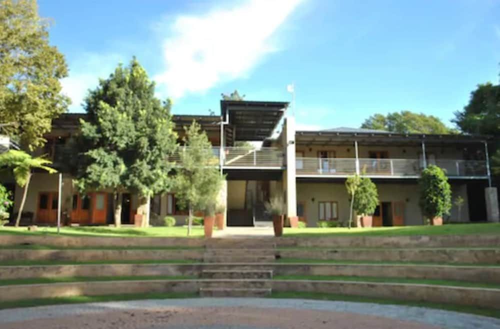 Willows Boutique Hotel