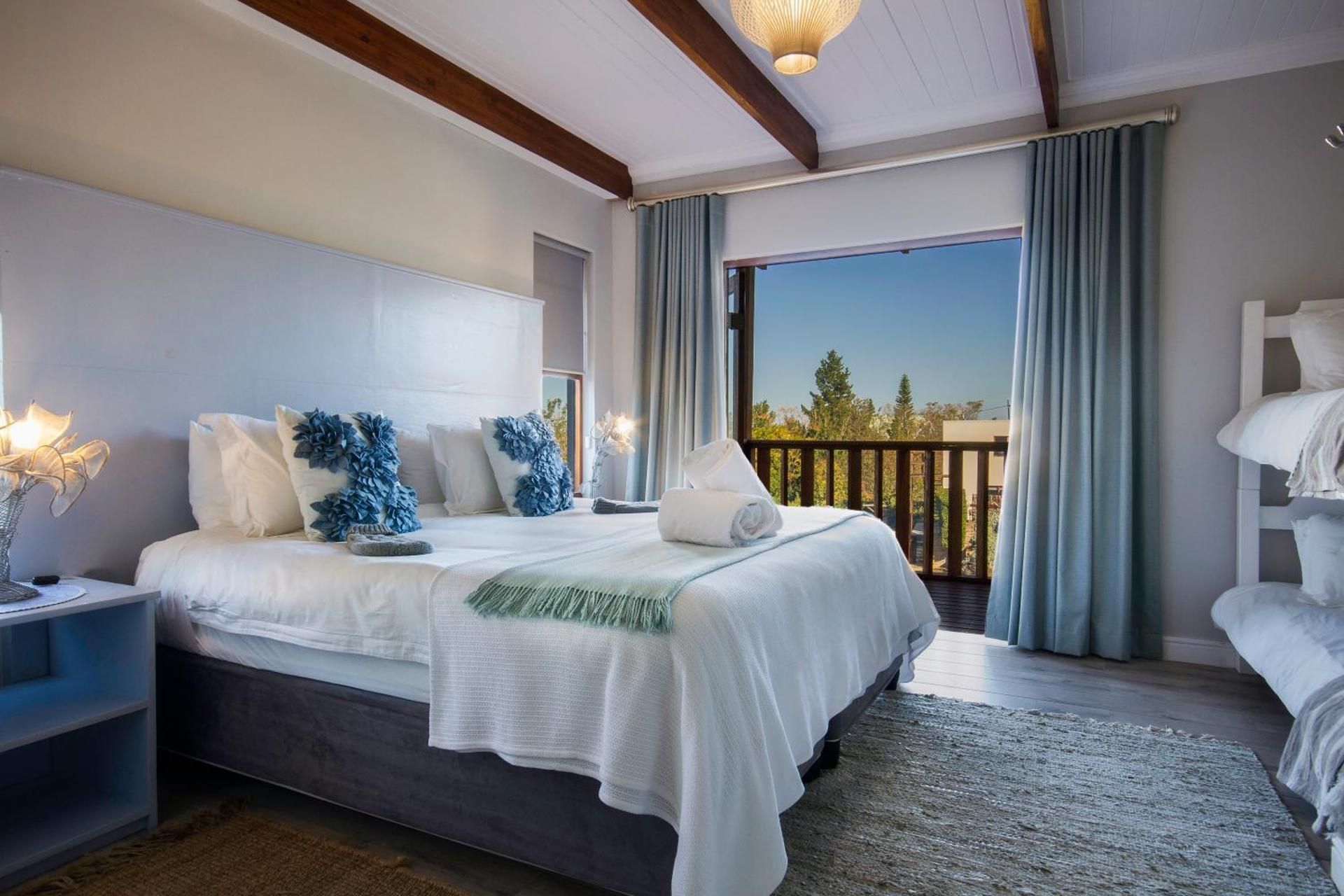 A Hilltop Country Retreat Two-Bedroom Family Home 