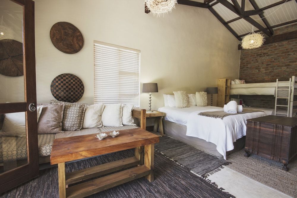 Deluxe Family Suite