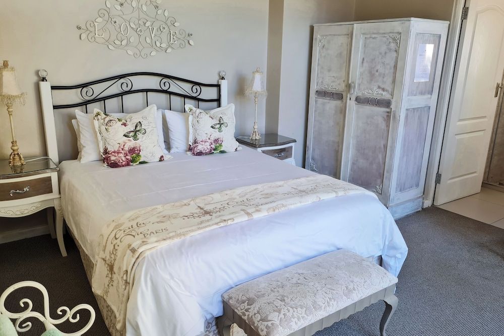 Cherry Berry Lodge Double Room, 1 Double Bed, Garden View, Garden Area 2