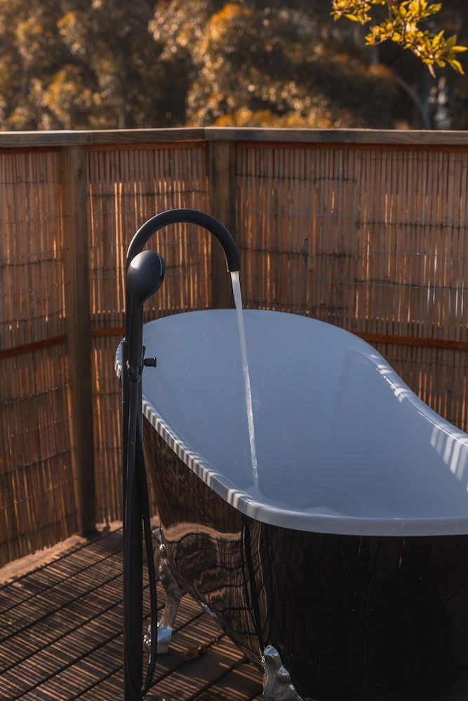 The Log Cabin Luxury Villa, 2 Bedrooms, Vineyard View, Slope side 11