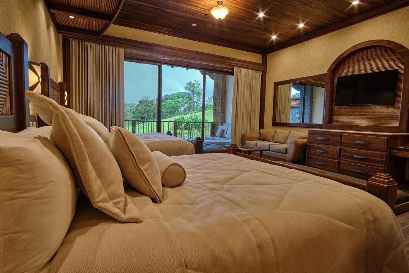 Vista Grande Double Room with Queen Bed