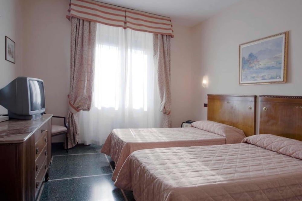 Hotel La Pace Economy Room 14