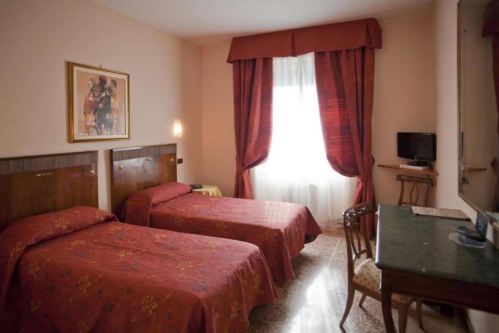 Hotel La Pace Economy Room 10