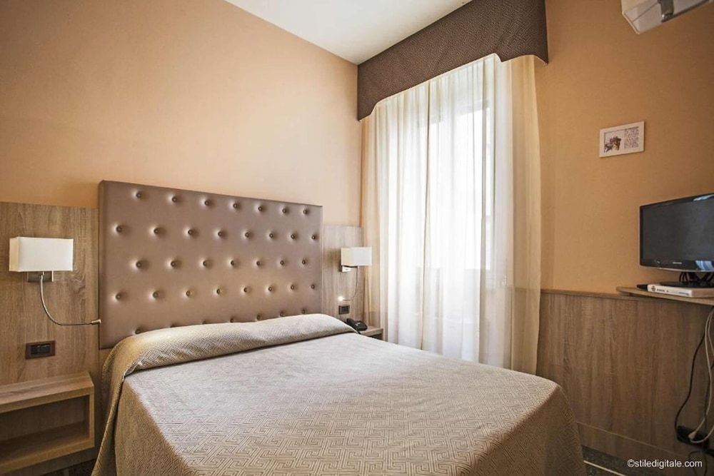 undefined Hotel La Pace 6