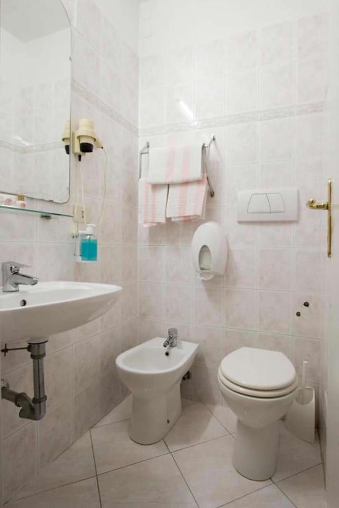 undefined Hotel La Pace 8