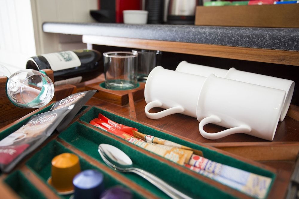 The Browns' Luxury Guest Suites Premium Suite, 1 Bedroom 2