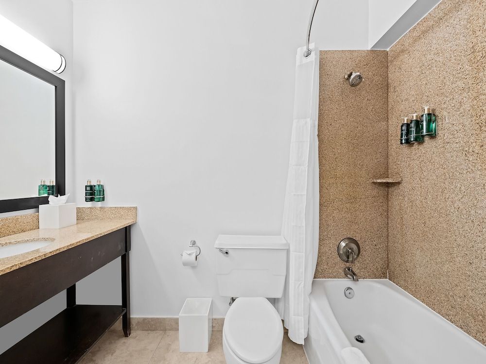 Beachcomber Resort & Club Standard Double Room 4