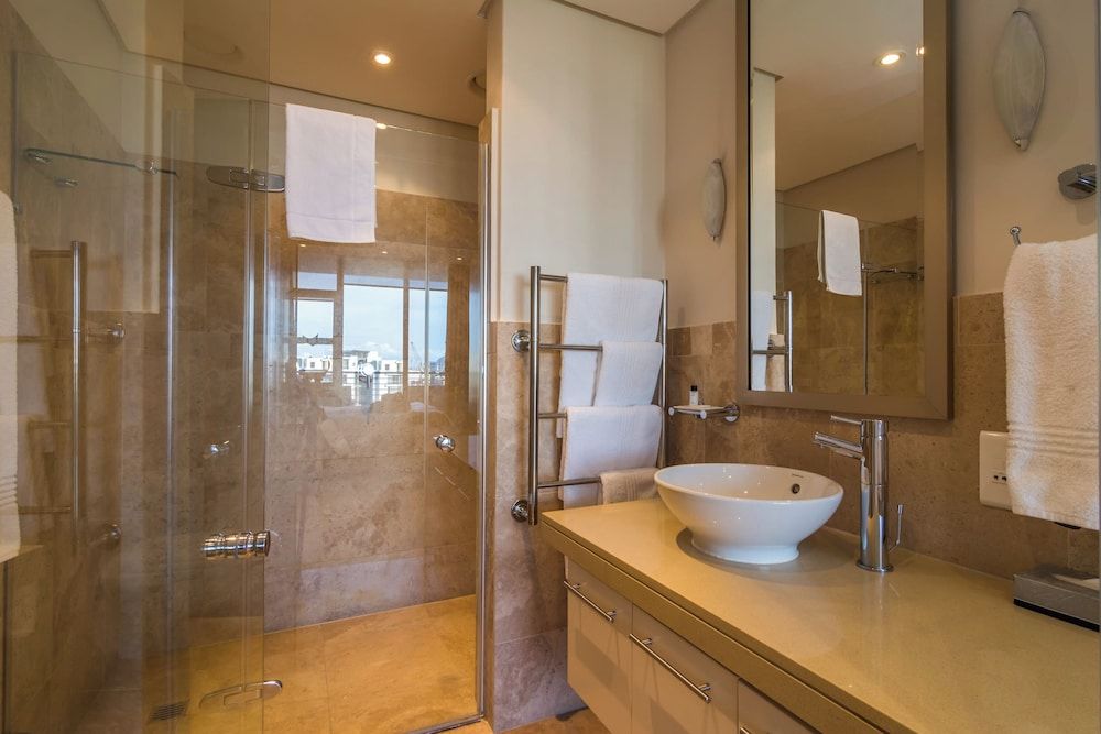 One Bedroom Superior 3