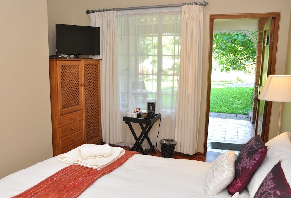 Double Room (Room 8)