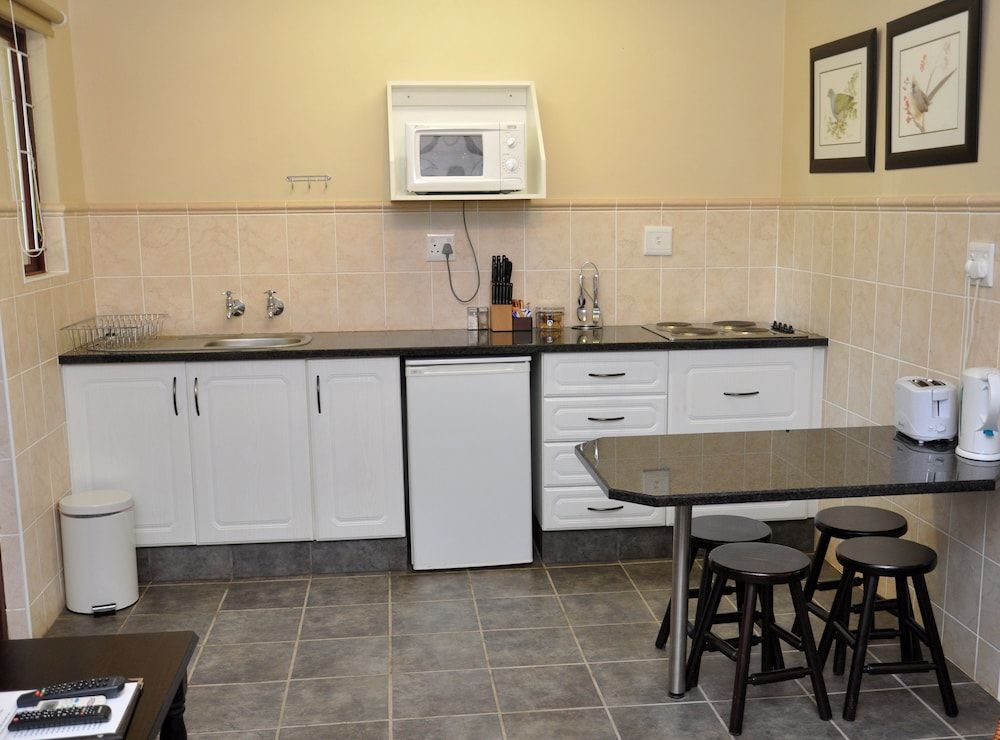 Double or Twin Room, Kitchenette (Room 9)