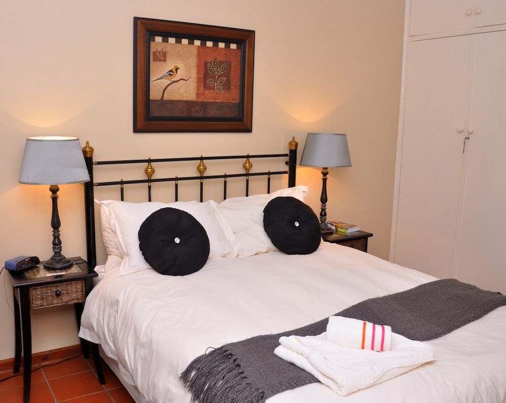 Double Room (Room 5)