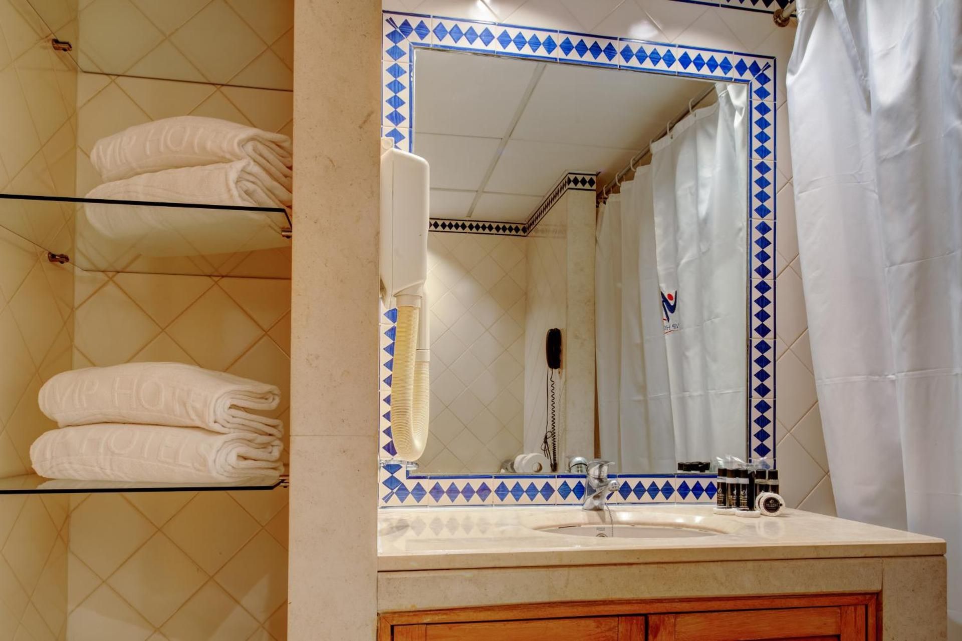 undefined VIP Executive Eden Aparthotel 6