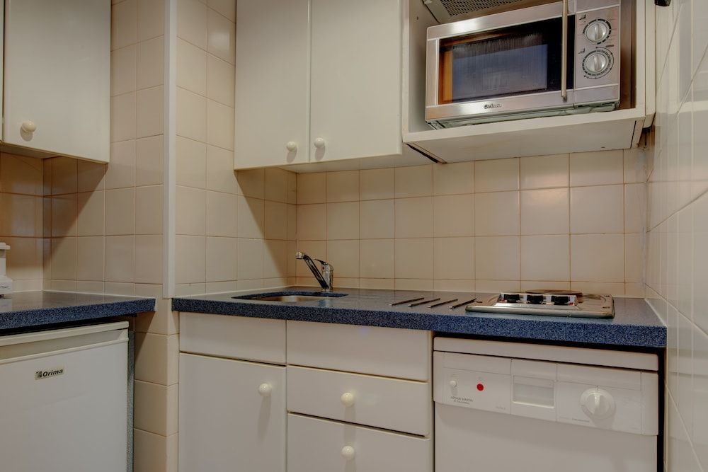 VIP Executive Eden Aparthotel Studio, 1 Double Bed 4