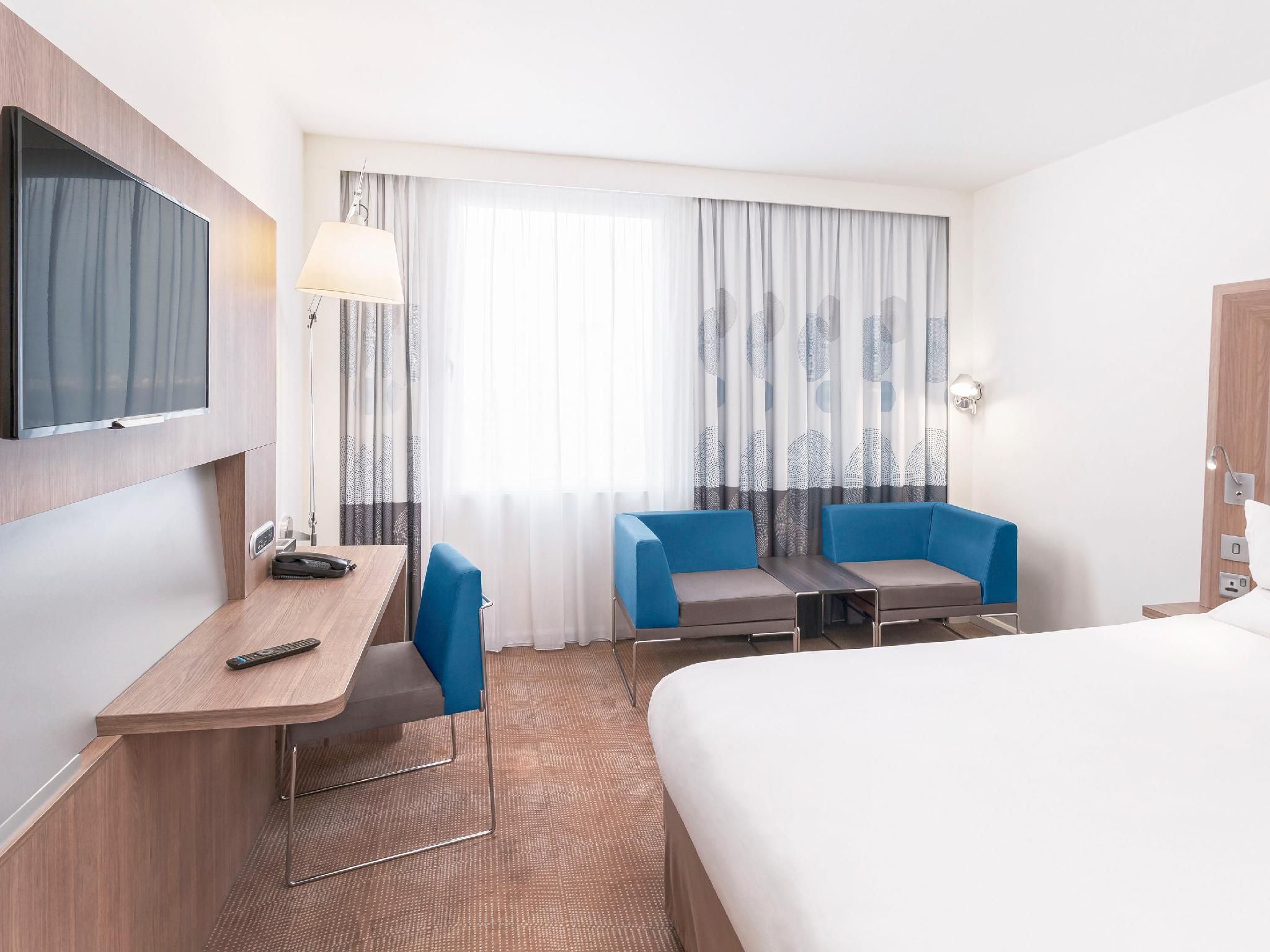 undefined Novotel London ExCeL 5