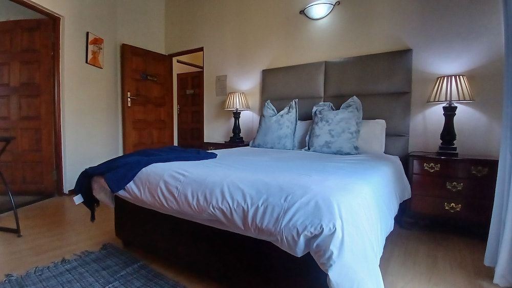 Martial Eagle double en-suite