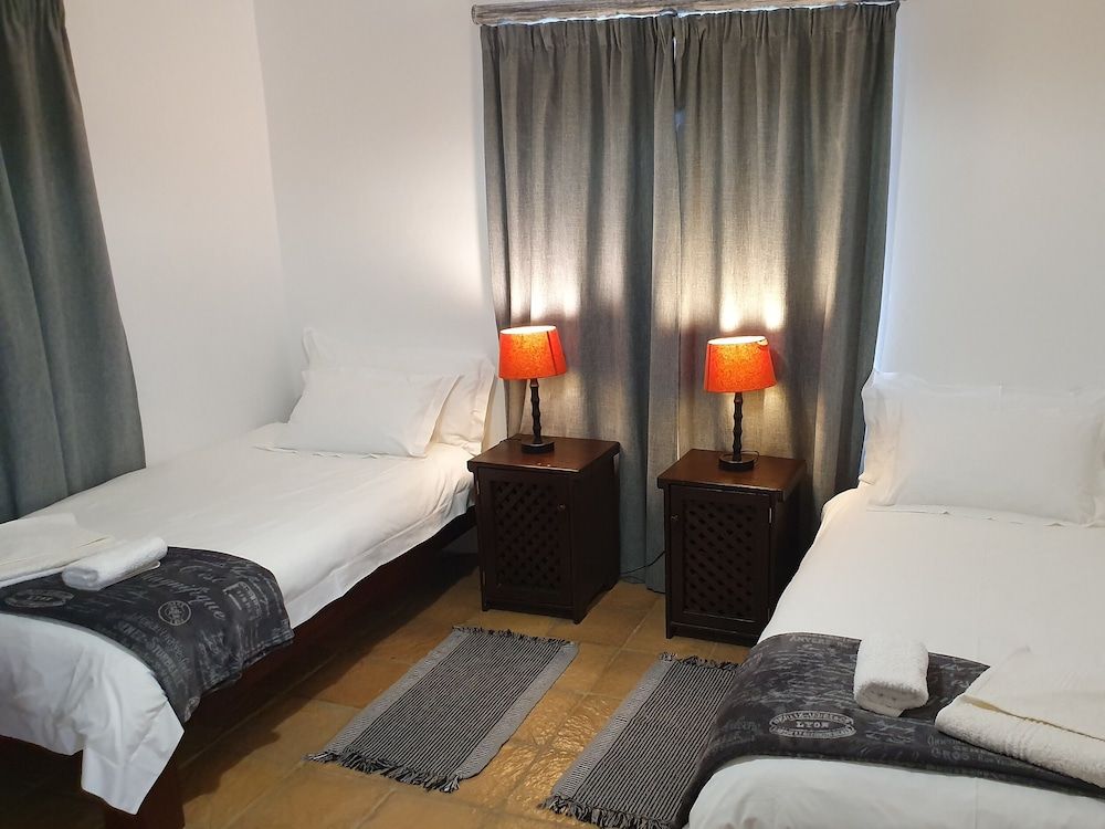 Fraaigelegen Farm Cabernet - 2 Bedroom Cottage 2