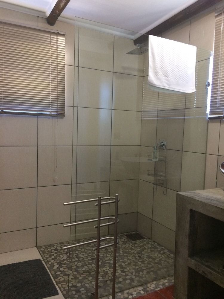 Fraaigelegen Farm Olive - 2 Bedroom Cottage 4