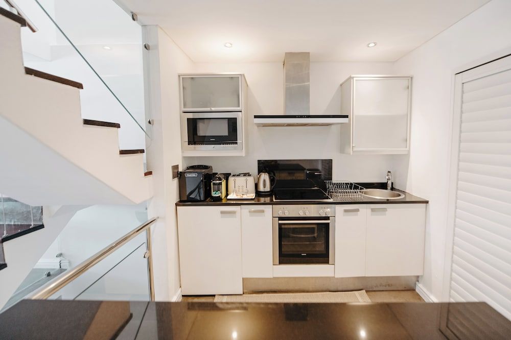 undefined Cape Finest Guesthouse 8