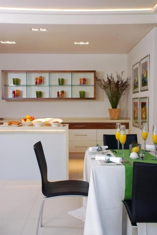 undefined Selkirk House 8