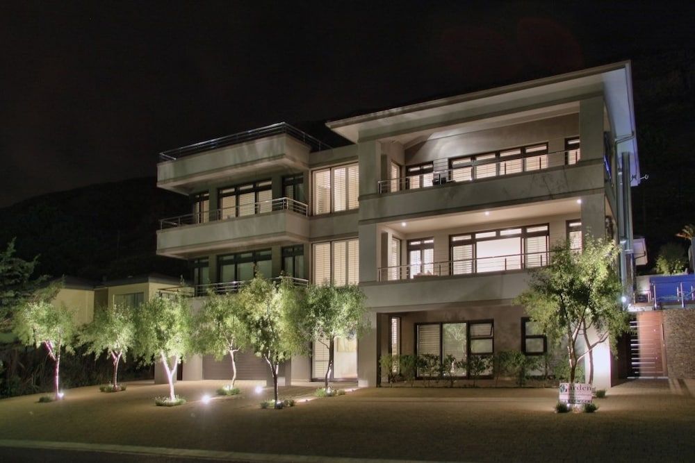 undefined Selkirk House 3