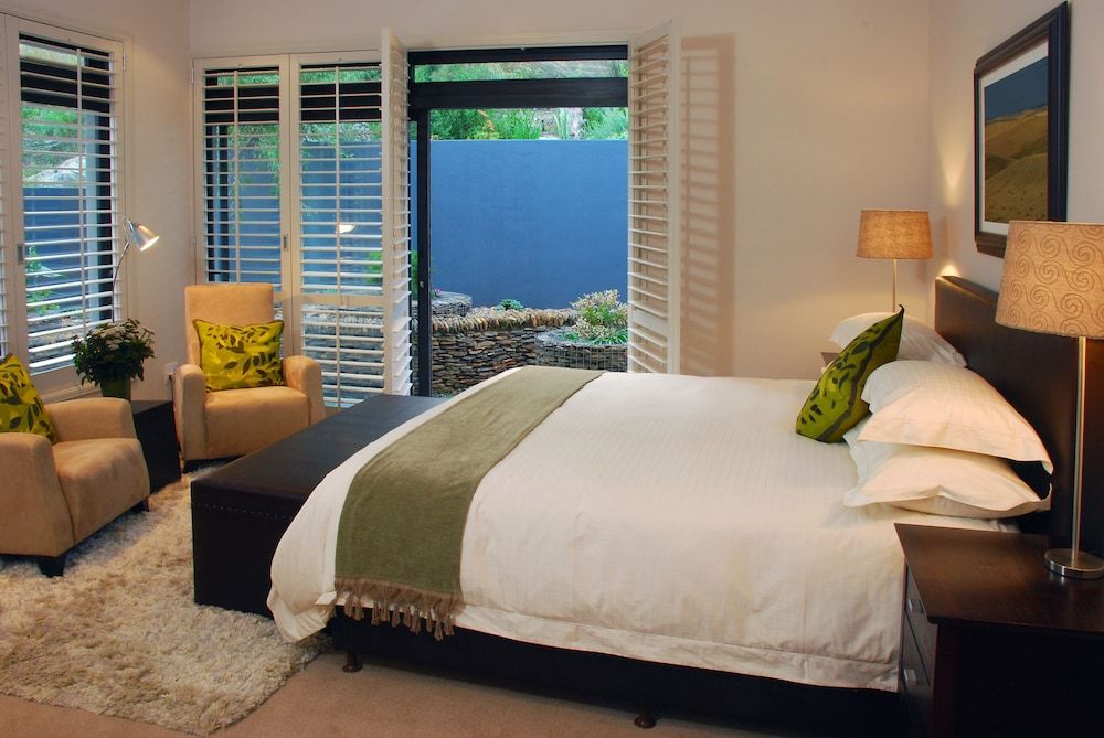 undefined Selkirk House 2