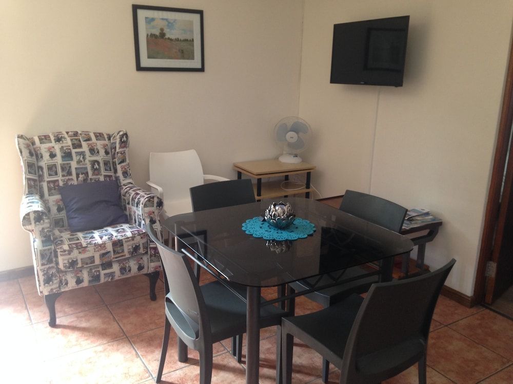 Blue Fern of Knysna Self-Catering Flat (3) 7