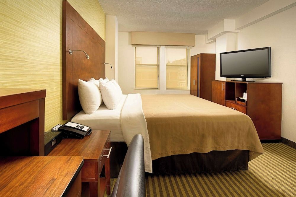undefined Comfort Inn Downtown DC/Convention Center