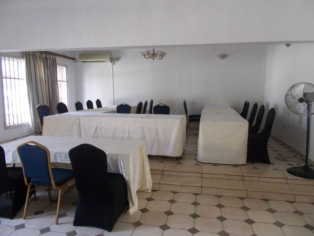 undefined Tecla Lodges 8