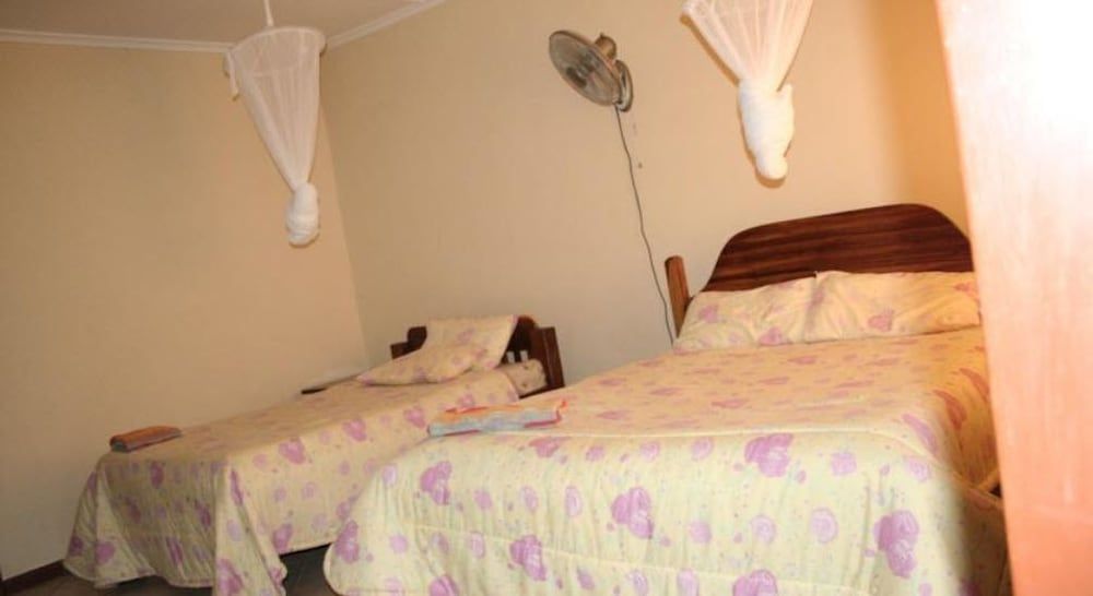 Kwesu Guest House Double or Twin Room 3