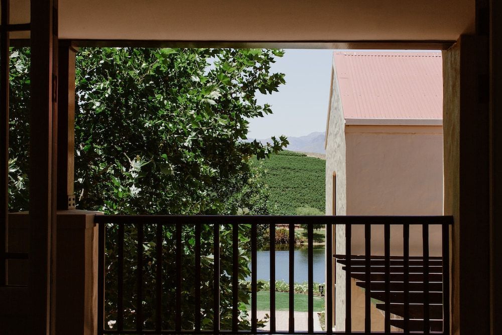 Asara Wine Estate & Hotel Luxury Suite, 1 Bedroom, Terrace, Courtyard View 3
