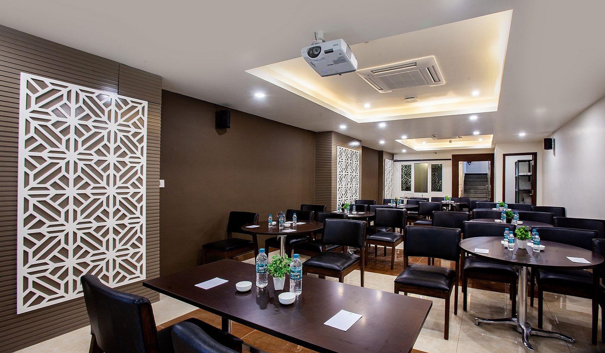 Food & Dining