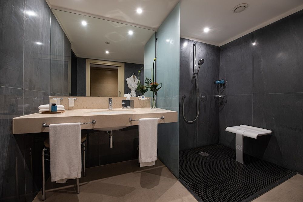 Hotel Port Palace Superior Room, Harbor View - 1st floor only 3