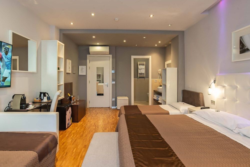 undefined Hotel Orcagna 8