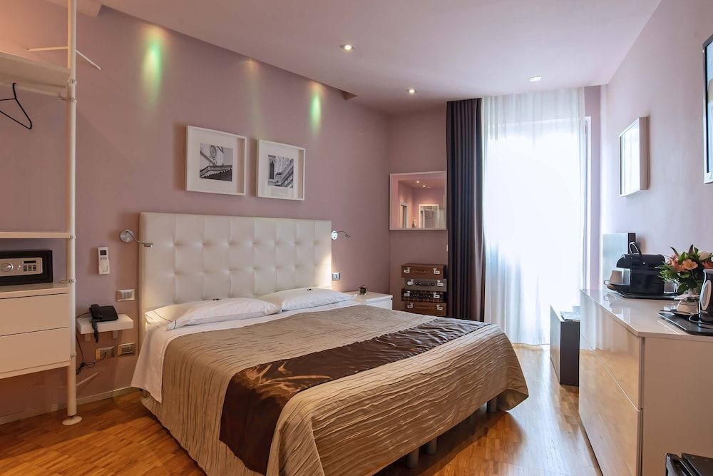 Hotel Orcagna Standard Double or Twin Room 4