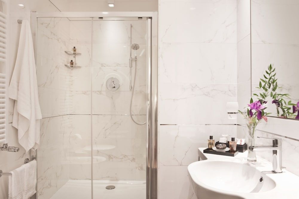 undefined Hotel Italia 6