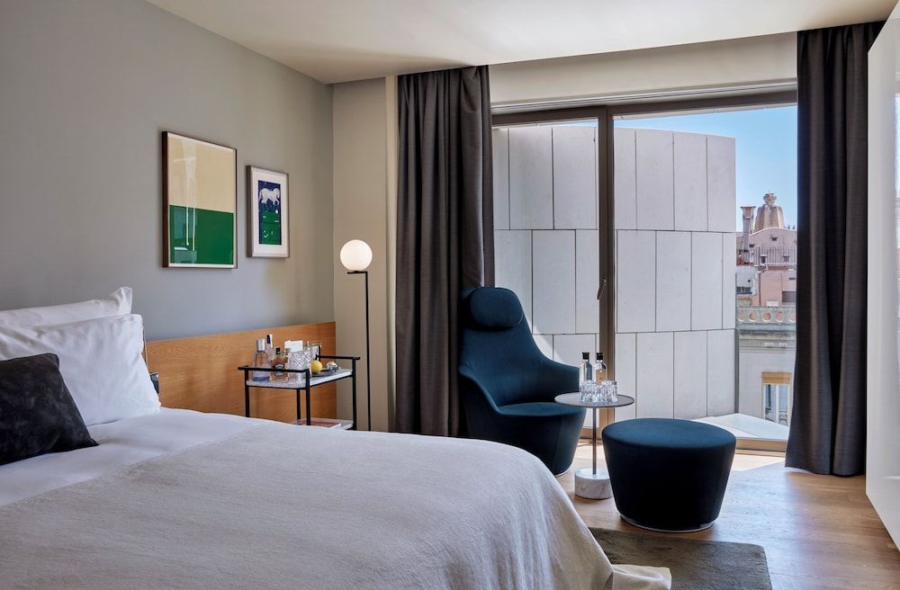 undefined Sir Victor Hotel, part of Sircle Collection 4