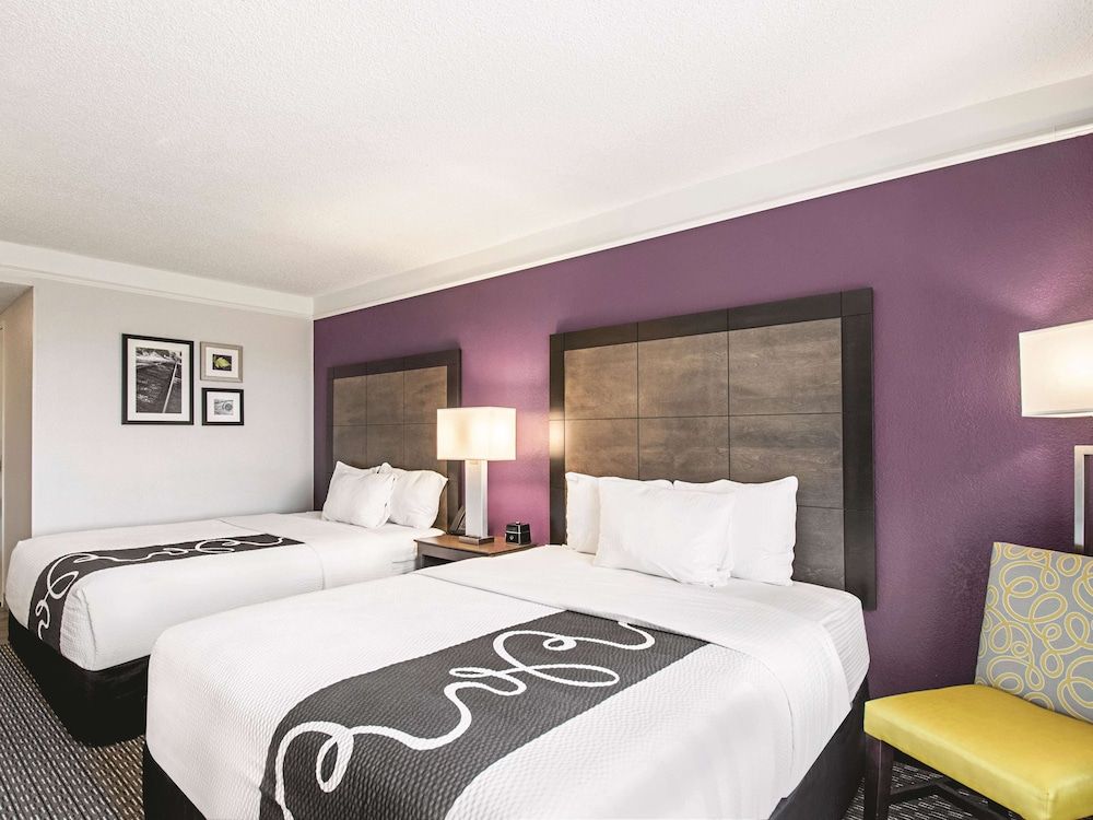Room, 2 Queen Beds, Accessible, Non Smoking (Mobility Accessible)