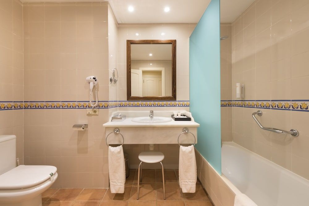 Hotel Fuerte Conil-Resort Standard Double Room (1 adult and 1 child) 4