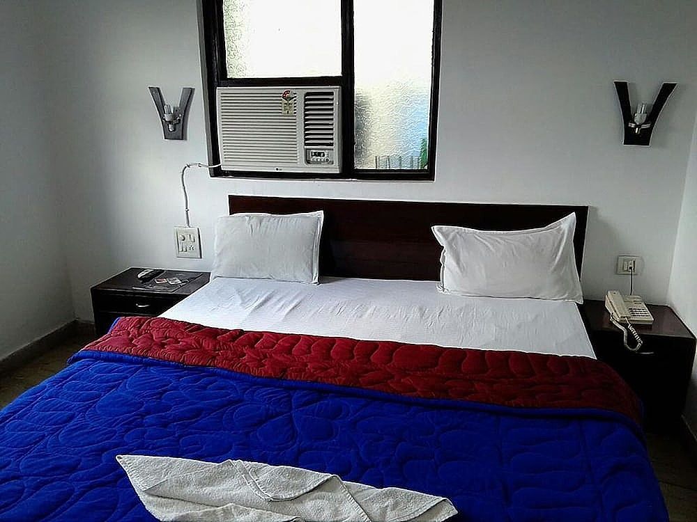 Hotel Navneet Grand Superior Double Room, 1 Double Bed