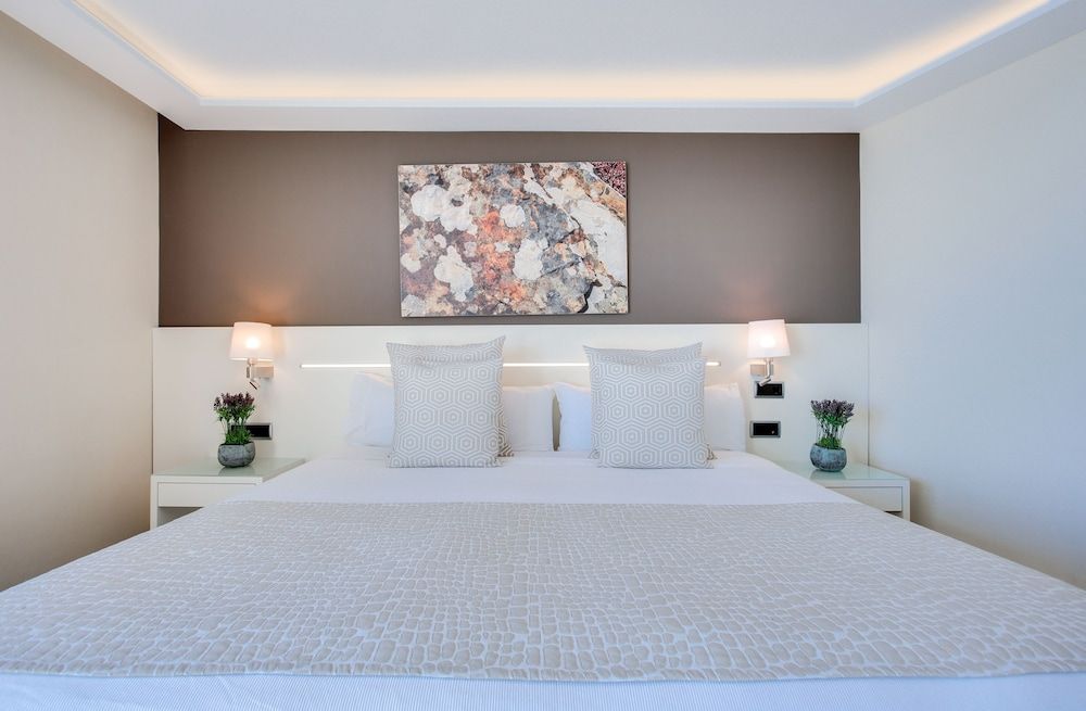 Hotel Calipolis Executive Double or Twin Room, Terrace, Sea View 3