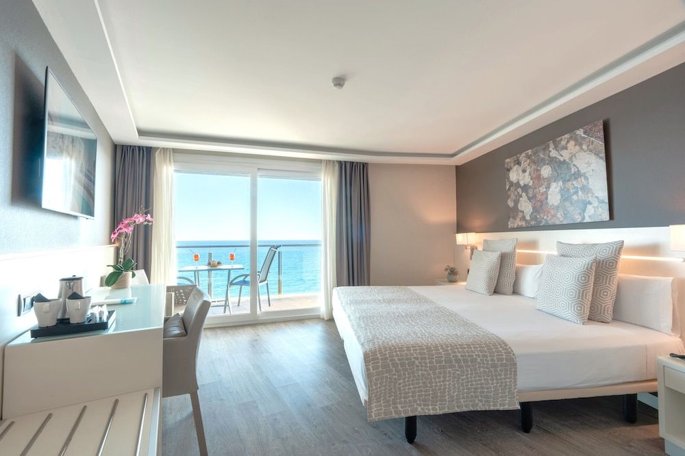 Hotel Calipolis Executive Double or Twin Room, Terrace, Sea View 4